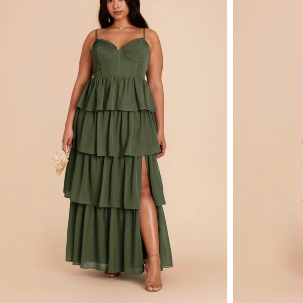 Elegant Green Tiered Maxi Dress